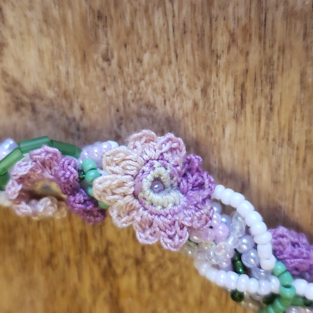 Handmade necklace - Picture 1 of 5